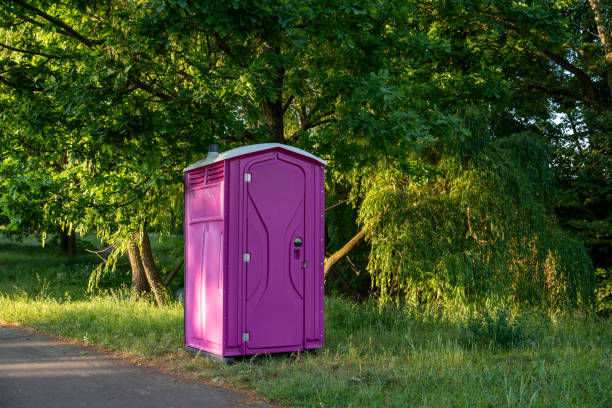 Portable Toilet Options We Offer in Mary Esther, FL